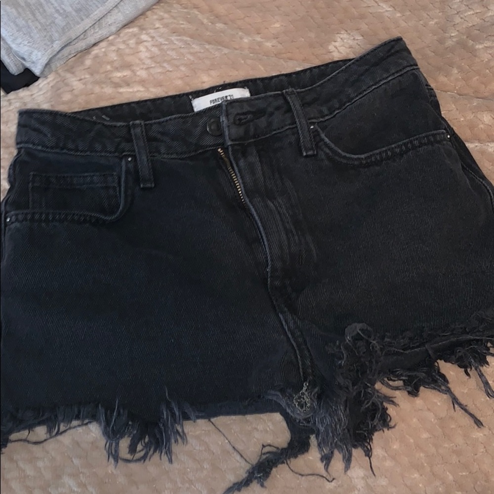 black distressed jean shorts